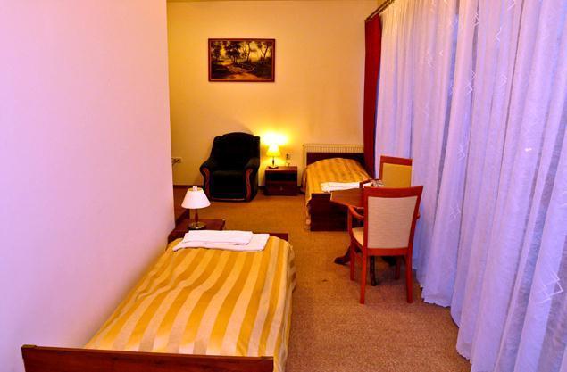 Hotel Pod Debami Terespol Cameră foto